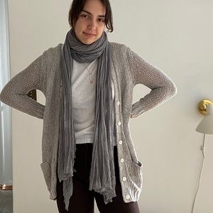 Grey scarf, light and stylish